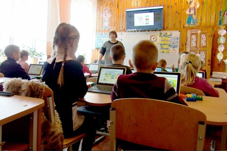 Випускникам Волинського вишу держава платитиме за працевлаштування