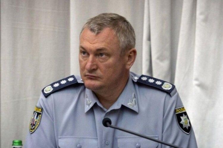 Голова Нацполіції прокоментував новини про затримання його колишньої дружини польськими прикордонниками 