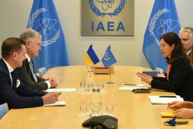 Порошенко на зустрічі з керівництвом МАГАТЕ закликав зробити все, щоб росіяни вийшли із ЗАЕС