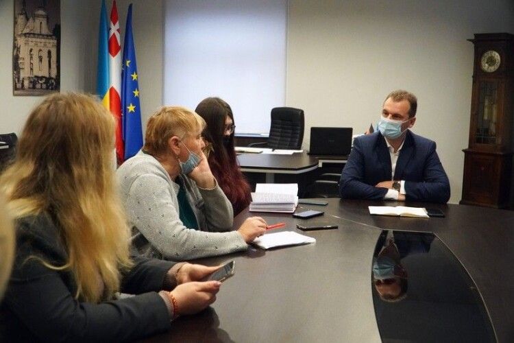 У Володимирі замість невакцинованих вчителів Музичної школи набрали інших