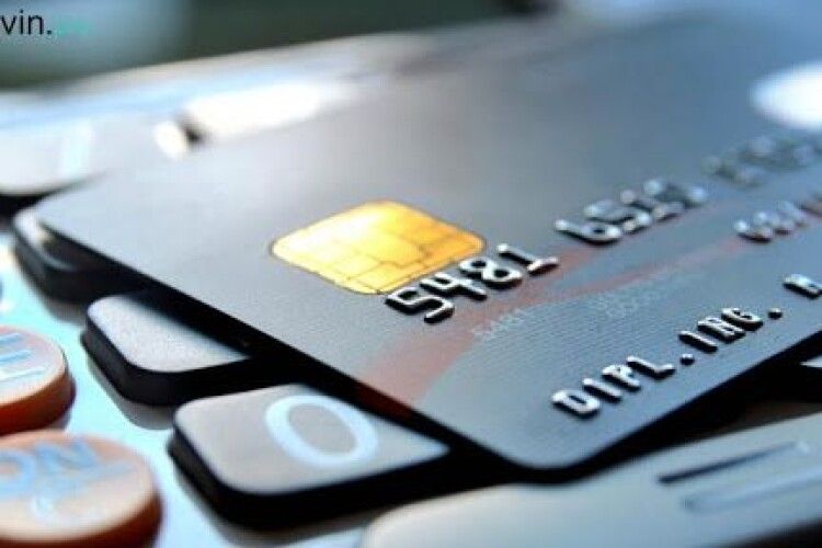 На Волині у вчительки з рахунків зняли понад 60 тисяч гривень