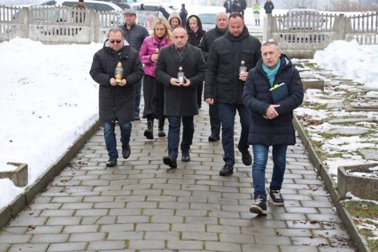 У Луцьку вшанували пам'ять жертв Голокосту