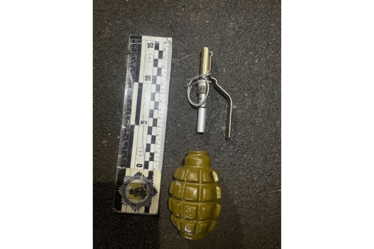 В автівці у волинянина знайшли бойову гранату