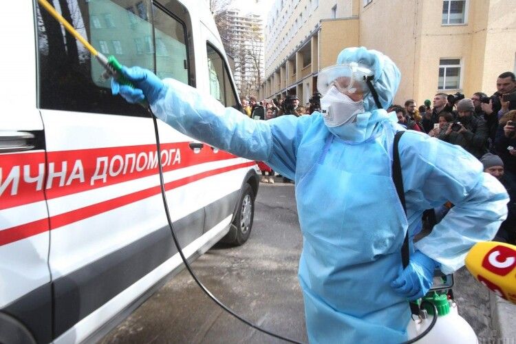 Глава МОЗ запевнила, що лікування коронавірусу в Україні буде безкоштовним