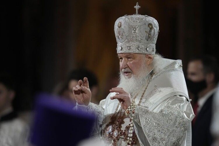 російський патріарх Кирило заявив, що  «з розумінням»  ставиться до рішення УПЦ мп про «незалежність»