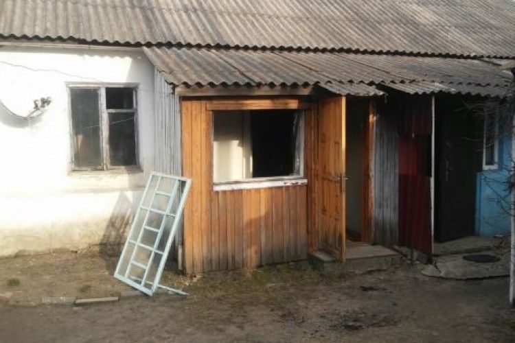 На Рівненщині рятували дітей