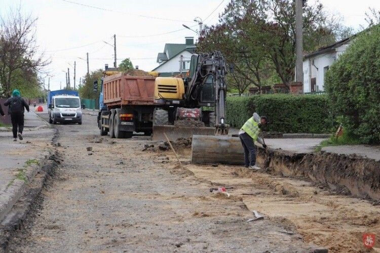 У Володимирі капітально ремонтують вулицю: що мають робити і коли планують завершити