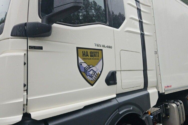 В Україну повернули тіла 909 полеглих Захисників