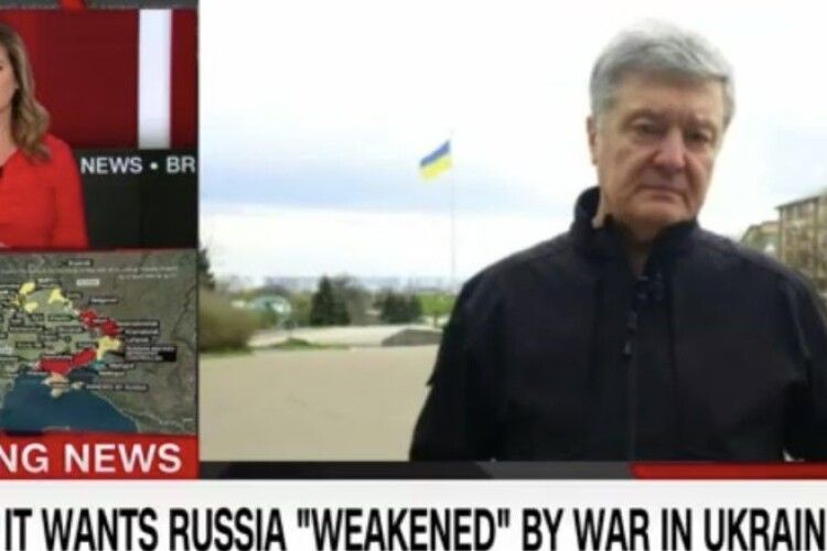 Порошенко на CNN: візит держсекретаря та міністра оборони США є сигналом, що Україна не просто успішно воює, а й перемагає