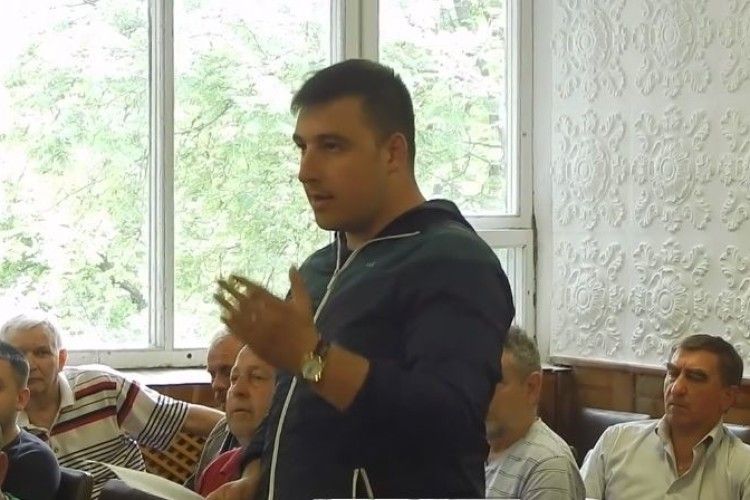 Громадське обговорення тарифів у тролейбусах було небагатолюдним