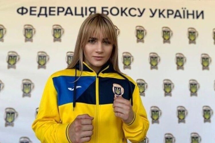 Внаслідок наїзду поїзда загинула 18-річна чемпіонка України з боксу Аміна Булах