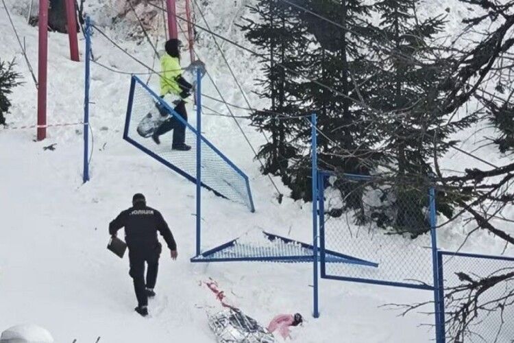 Керівництво курорту на Драгобраті отримало підозру через загибель лікарки з Волині