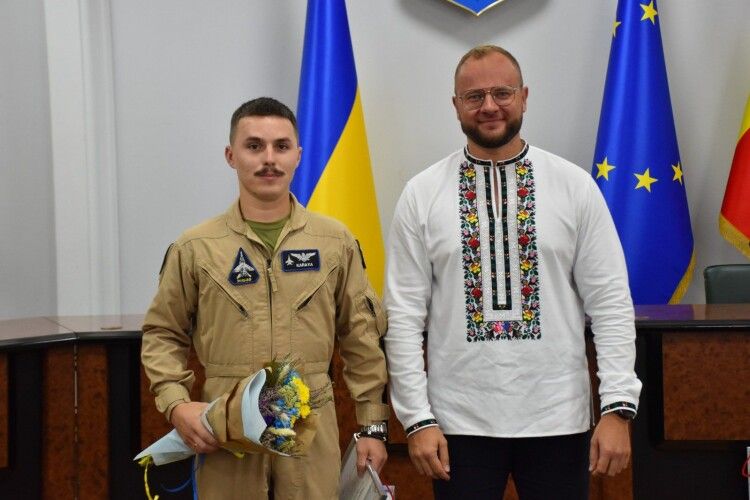 Легендарний пілот KARAYA святкує день народження: Луцьк вітає Героя України