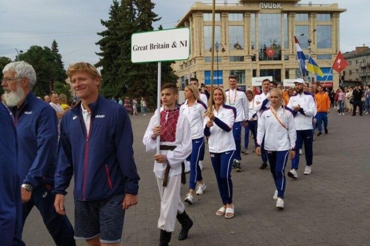 Вісім найсильніших команд Європи сьогодні змагатимуться на луцькому стадіоні «Авангард» (Відео)
