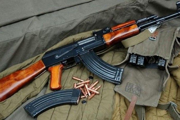 Першого квітня волинян кличуть у відділки поліції – при собі мати зброю, бойові припаси та вибухові речовини