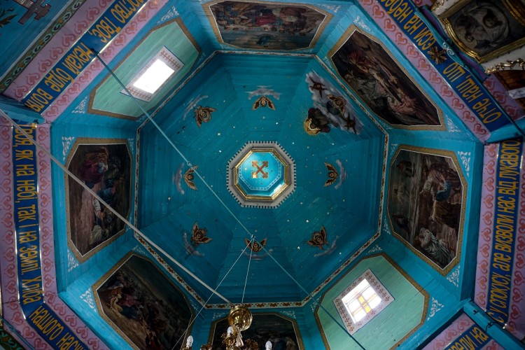 Синьо-жовта таємниця Свято-Михайлівського храму.