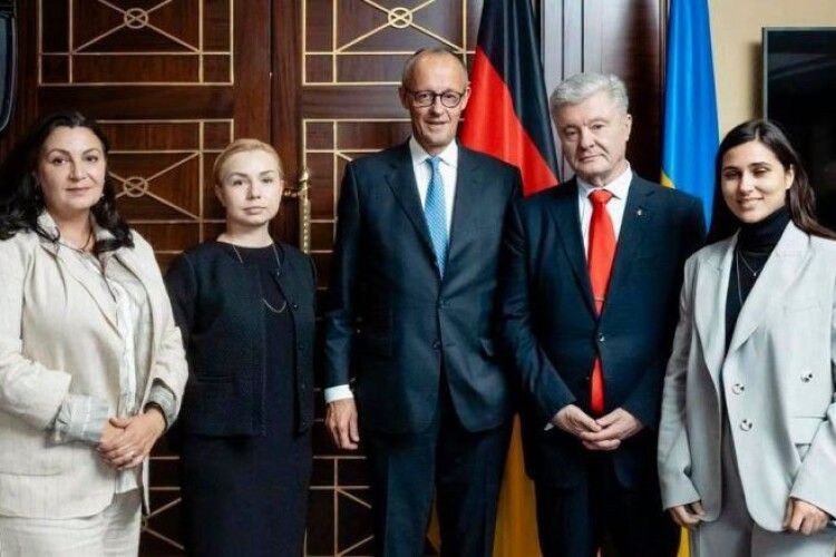 Порошенко повідомив, про що йшлося на зустрічі з Канцлером Німеччини Мерцем