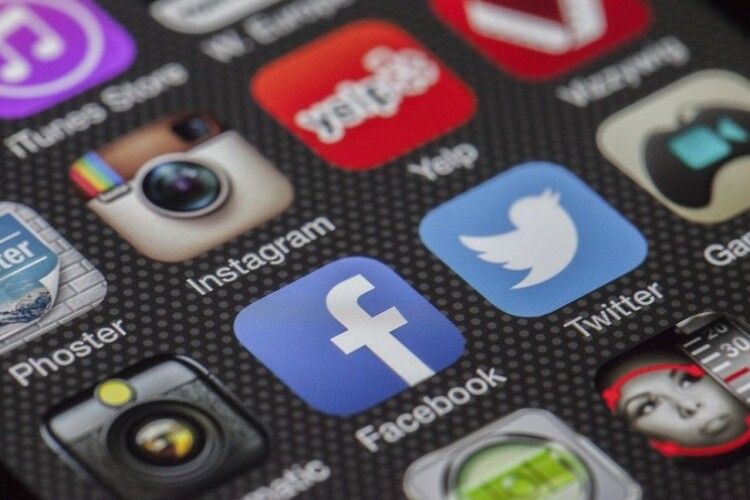У Facebook поширюють небезпечне посилання «Подивіться, хто загинув»