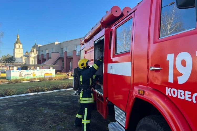 У Ковелі мешканці багатоповерхівки мусили рятуватися від чадного диму