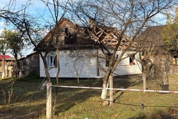 На Рівненщині від ворожої атаки постраждала багатодітна родина