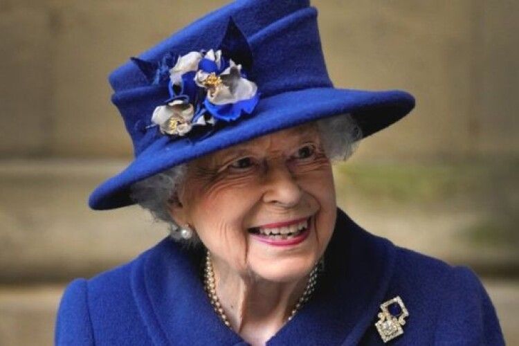 Королева Британії вперше за 60 років пропустить відкриття роботи парламенту