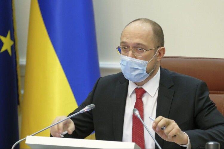 Карантин в Україні продовжать, але повноваження щодо нюансів передаватимуть на місця – прем’єр