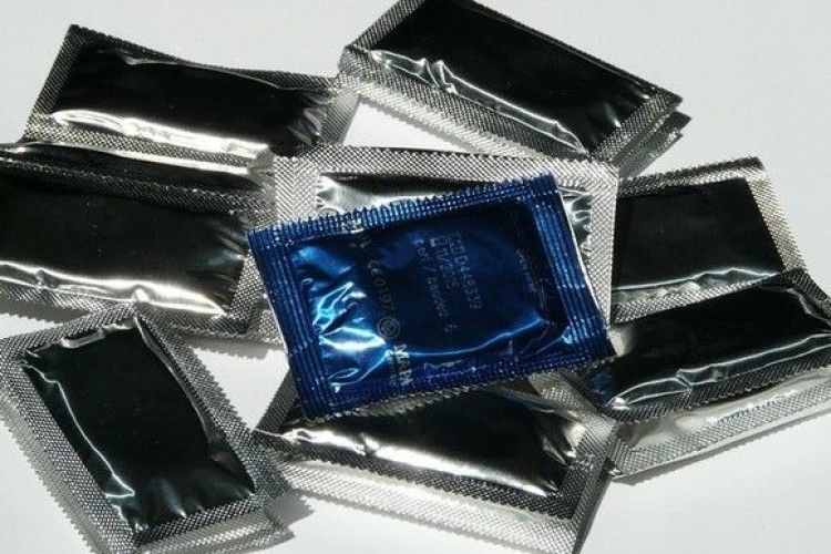 Олімпіада — це чудово, але й про презервативи забувати не можна!