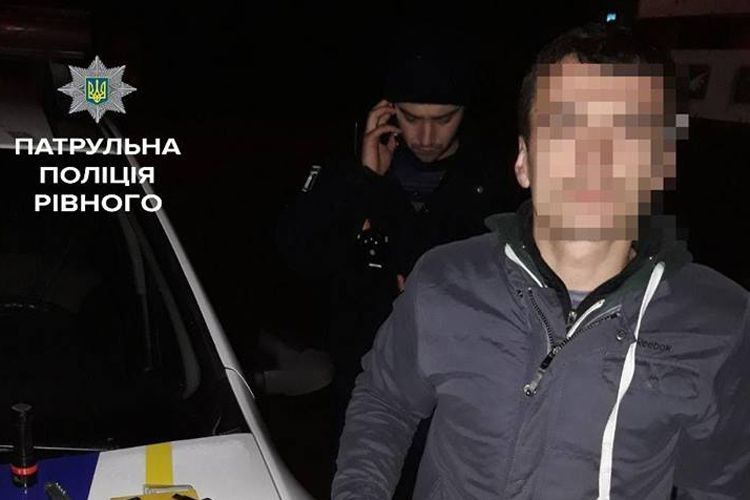 Проігнорував пішохідний перехід — опинився у відділку