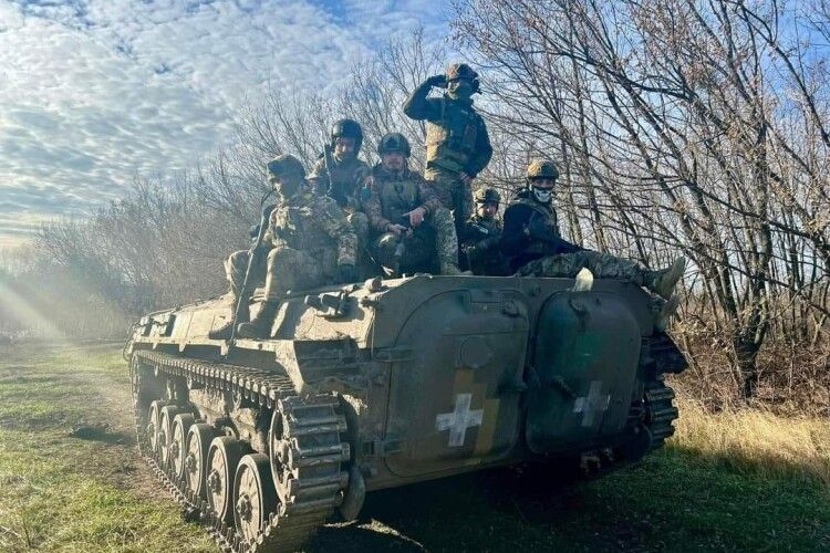 Генштаб ЗСУ вітає волонтерів зі святом (Відео)