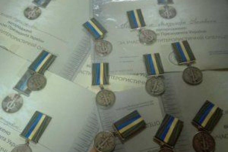 Воїни відмовилися від нагород президента