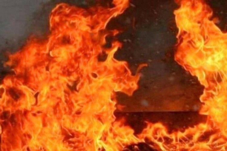 На Волині у пожежі в літній кухні загинув чоловік