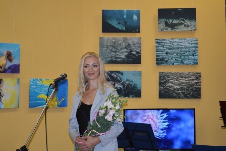 Київська підводна фотохудожниця презентувала у Ковелі виставку власних робіт