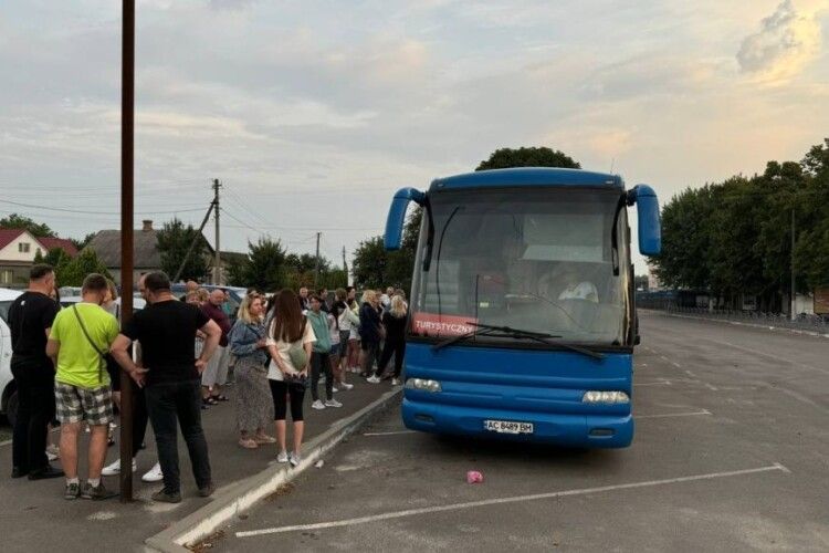 Діти з громади на Волині поїхали на відпочинок у Польщу