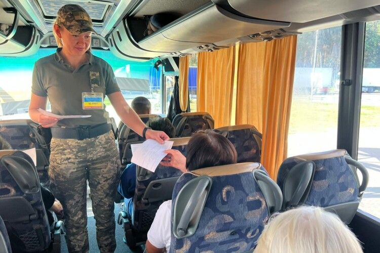 Кордон без корупцій: волинські прикордонники проводять анонімне опитування громадян