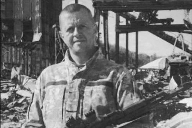 Волинь у скорботі: війна забрала життя Героя Василя Сущика