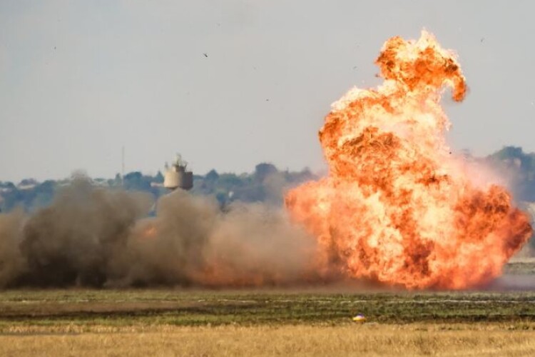 Відео вибуху на магістральному газопроводі в Україні облетіло мережу