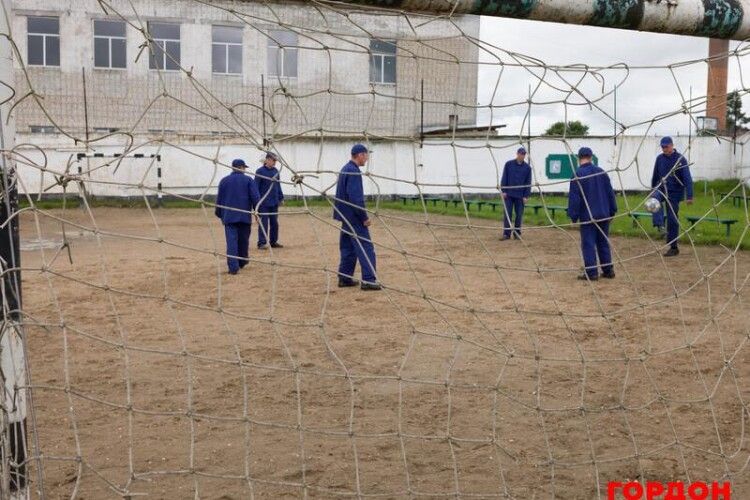 Через велику кількість військовополонених росіян для них відкриють новий табір 