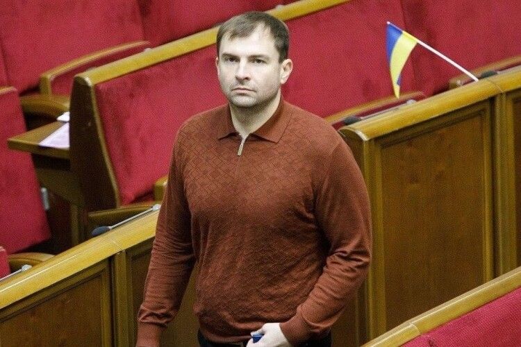 Заарештовано народного депутата від «ОПЗЖ» за підозрою у державній зраді