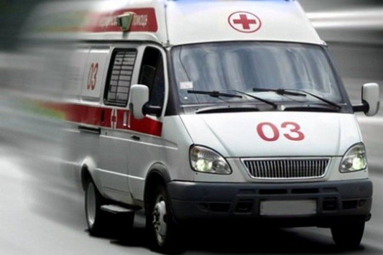 «Швидка» мчала «на червоне» і зачавила жінку-пішохода...   