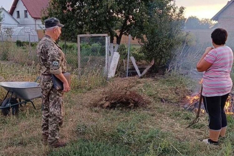 На Волині природоохоронці спіймали паліїв на гарячому