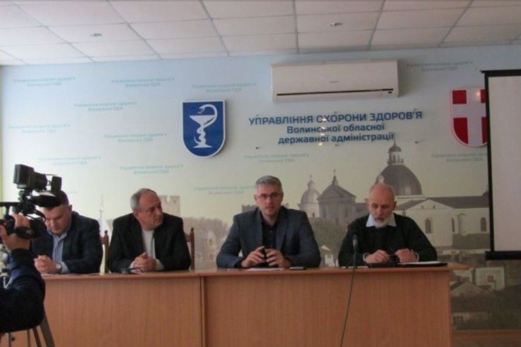 Лучанам нагадали про згубний вплив цигарок на організм людини