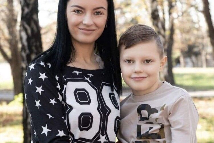 Збиралися виїжджати, але син потрапив до лікарні: росіяни вбили матір із дитиною 