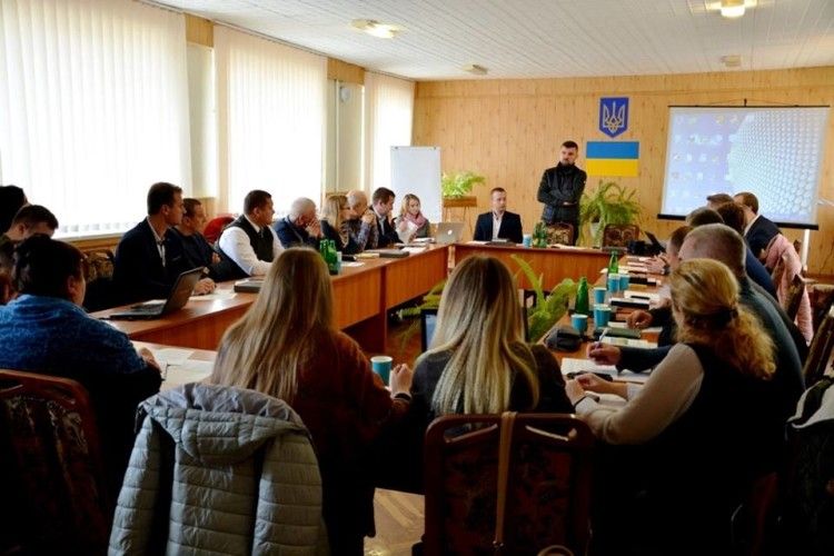 Нардеп, польський Консул і представники оператора зв’язку обговорили проблему збереження «Укрпошти»