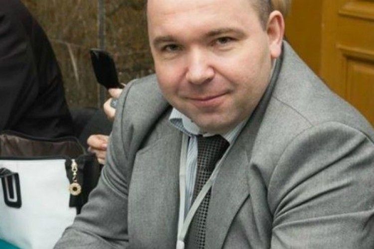 У Чернівцях викладач склав ЗНО, щоб зрозуміти, як допомогти дітям