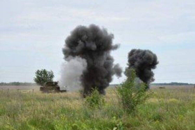 росіяни п'ять разів ударили з артилерії по селу в Криворізькому районі