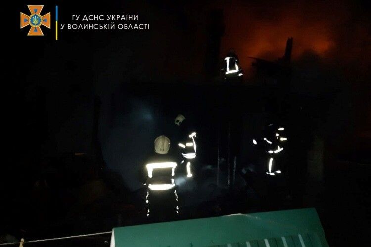 На Волині в будинку живцем згоріла жінка (Фото)