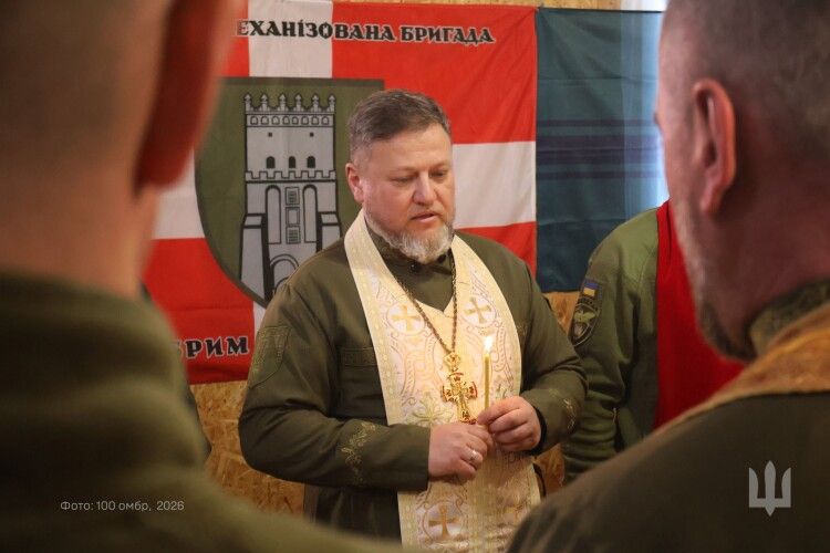 Капелан волинської бригади разом з іншими панотцями відслужив молебень у прифронті