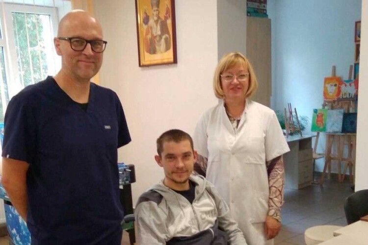 Як рівненських медиків навчають реабілітувати бійців