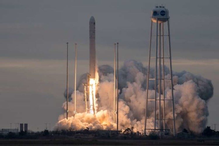 Американсько-українська ракета Antares успішно стартувала до МКС