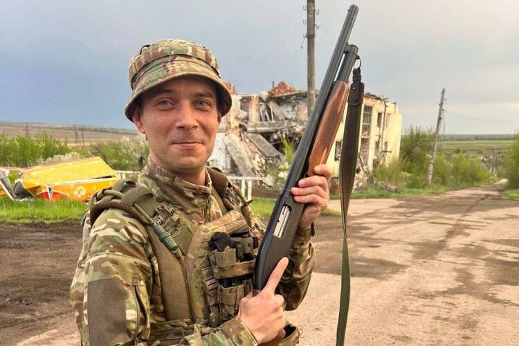 Волинський поліцейський, який повернувся з фронту: «Ми тримаємо не позиції – ми тримаємо людей  за спинами»